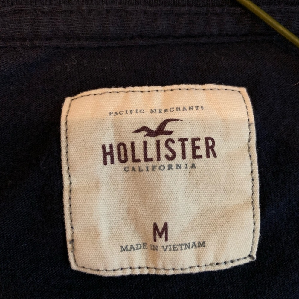 Hollister top - Picture 4 of 4